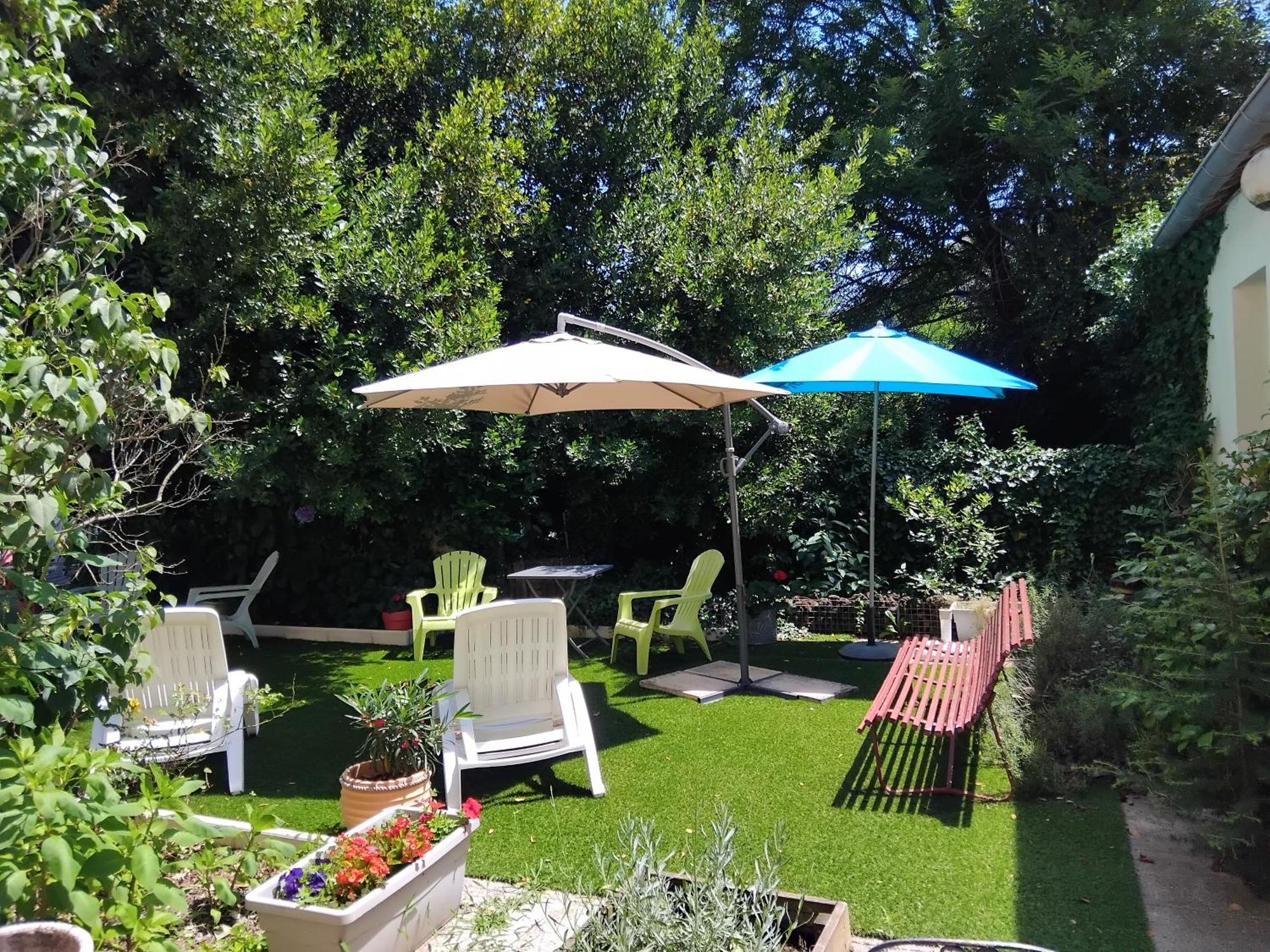 Hotel La Gravenne Thueyts Екстериор снимка