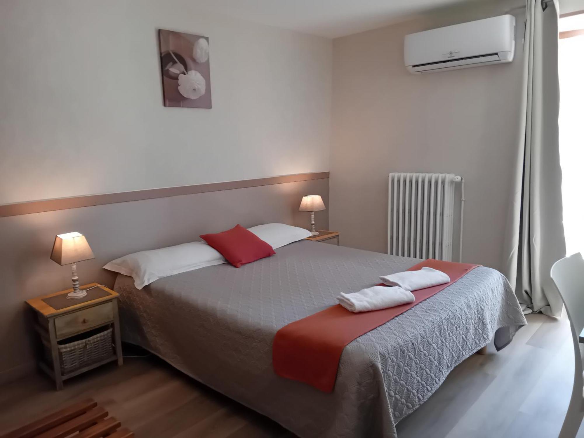 Hotel La Gravenne Thueyts Стая снимка